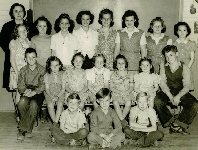 Thomas School 1946